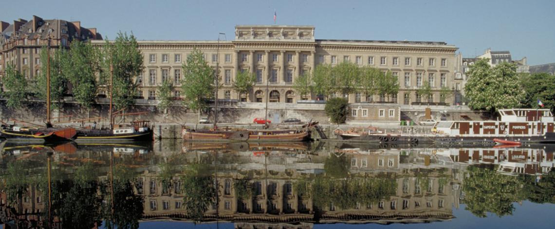 Monnaie de Paris sanat merkezi
